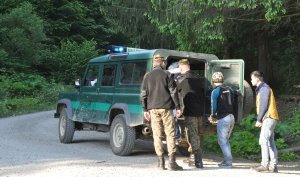 Nielegalni imigranci zatrzymani przez funkcjonariuszy BiOSG w Bieszczadach 