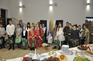 Jasełka Bożonarodzeniowe zaprezentowali uczniowie ze SP w Łazach 