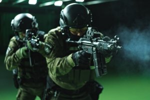 rok 2021 - szkolenie strzeleckie na strzelnicy pistoletowej w komendzie BiOSG w Przemyślu 