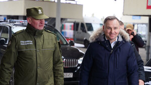 Prezydent na przejściu granicznym w Korczowej 