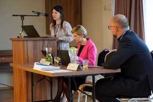 Pani Magdalena Kuśka, wystąpienie podczas seminarium IOM w Polańczyku 