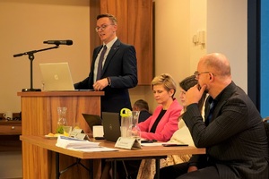 Pan Adam Tuleja, wystąpienie podczas seminarium IOM w Polańczyku 
