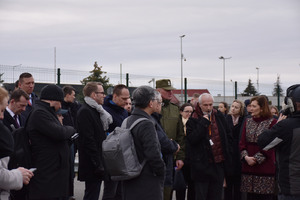 Wizyta międzynarodowej delegacji na przejściu granicznym w Korczowej 
