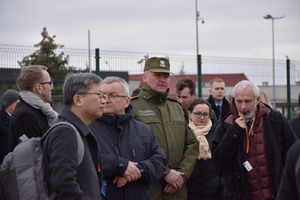 Wizyta międzynarodowej delegacji na przejściu granicznym w Korczowej 