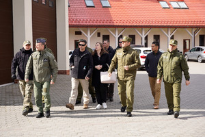 Wizyta delegacji USA w placówce SG w Huwnikach 
