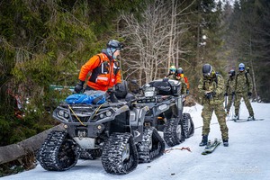 Skiturowe szkolenie SG i GOPR w Bieszczadach Skiturowe szkolenie SG i GOPR w Bieszczadach