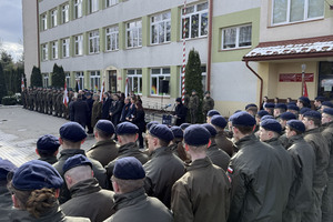 Dynów: uczczono pamięć ofiar sowieckich aresztowań i deportacji mieszkańców pogórza dynowskiego (fot. Radio Fara)