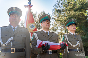 Święto Flagi Rzeczypospolitej Polskiej na terenie Komendy Bieszczadzkiego Oddziału Straży Granicznej w Przemyślu