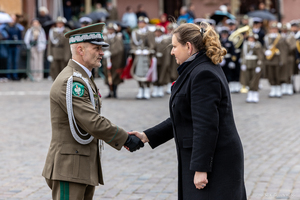 zdjęcia z uroczystości w Warszawie zdjęcia z uroczystości w Warszawie