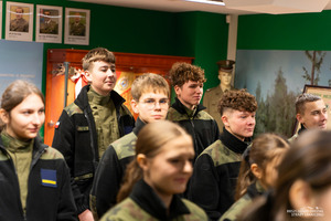 Uczniowie klasy mundurowej dynowskiego liceum poznawali realia służby w Bieszczadzkim Oddziale SG.