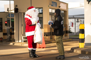 Mikołaj na przejściu granicznym w Medyce