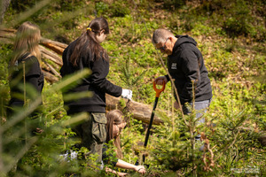 Dzień Ziemi - zasadzenie Zakątka Leśnego na 35. lat BiOSG Dzień Ziemi - zasadzenie Zakątka Leśnego na 35. lat BiOSG