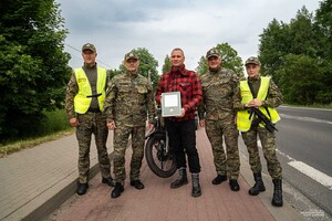 spotkanie funkcjonariusza/motocyklisty z Komendantem BiOSG spotkanie funkcjonariusza/motocyklisty z Komendantem BiOSG