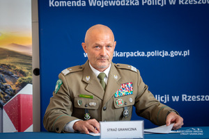 Bieszczadzki Oddział SG i Policja z Podkarpacia podpisały porozumienia ze szkołami średnimi