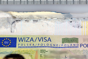Zniszczony paszport